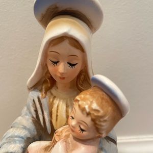 Vintage Josef Madonna and Child figurine - no box